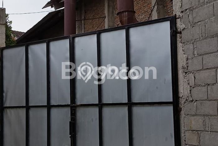 Unit Gudang Dijual di Sukoharjo LT 1400m2 & LB 1200m2 Unit Gudang Dijual di Sukoharjo LT 1400m2 & LB 1200m2