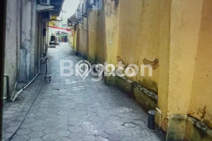Ruko Komersial Dijual di Gondokusuman Yogyakarta LT 426m2 & LB 576m2 Ruko Komersial Dijual di Gondokusuman Yogyakarta LT 426m2 & LB 576m2