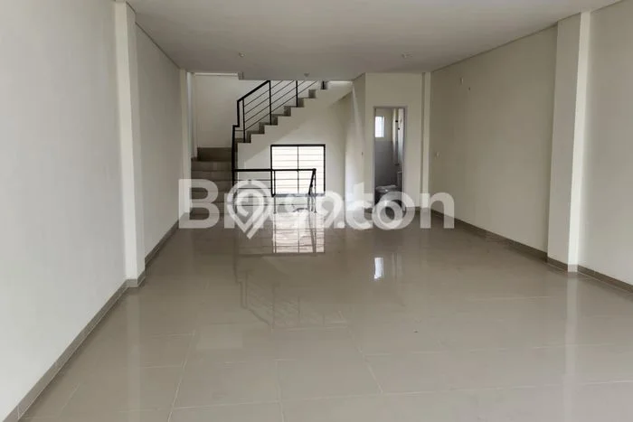 Ruko Paling Dicari LB 213m2 Dijual di Cikupa Ruko Paling Dicari LB 213m2 Dijual di Cikupa