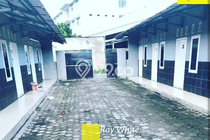 KEUNTUNGAN BERLIPAT! Pabrik di Metro Barat, Luas 0m2m², Lokasi Jalan Utama KEUNTUNGAN BERLIPAT! Pabrik di Metro Barat, Luas 0m2m², Lokasi Jalan Utama