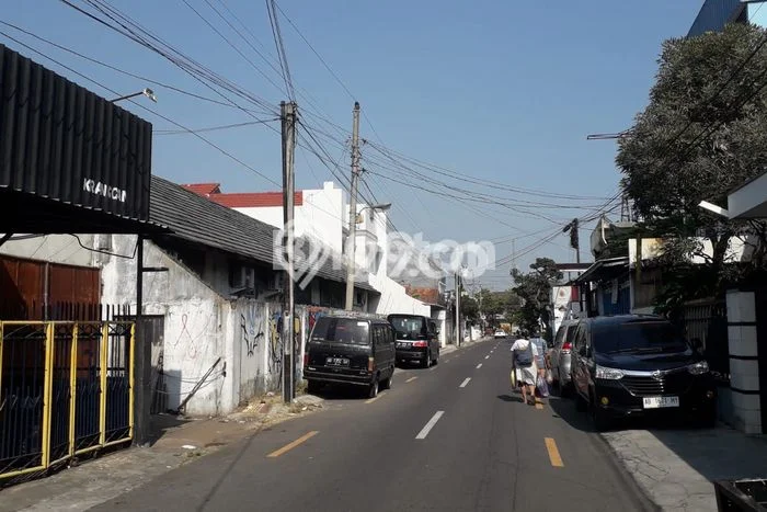 Disewakan Ruko Kawasan Jetis, Luas 161m², Area Berkembang Disewakan Ruko Kawasan Jetis, Luas 161m², Area Berkembang