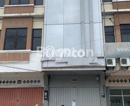 Area Strategis! Disewakan Ruko Lokasi Pancoran Mas, Depok Cocok untuk Bisnis Area Strategis! Disewakan Ruko Lokasi Pancoran Mas, Depok Cocok untuk Bisnis