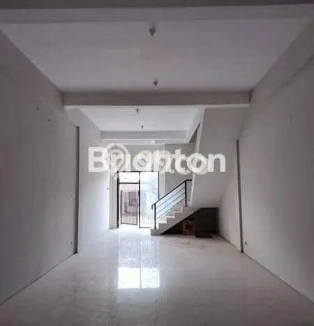 Ruko Disewakan Kawasan Pondok Tjandra, Luas 230m², Lokasi Strategis, Siap Operasi Ruko Disewakan Kawasan Pondok Tjandra, Luas 230m², Lokasi Strategis, Siap Operasi