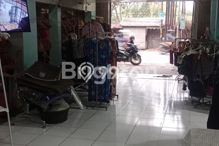 Ruko Bagus Dijual di Bojongloa Bandung Strategis Cocok untuk Kembangkan Bisnis Ruko Bagus Dijual di Bojongloa Bandung Strategis Cocok untuk Kembangkan Bisnis