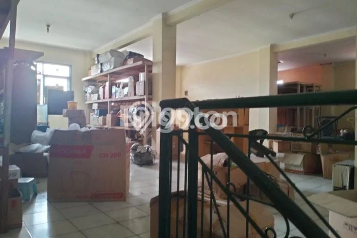 Ruko For Rent Kawasan , Luas 367m2m², Area Bisnis, Akses Strategis Ruko For Rent Kawasan , Luas 367m2m², Area Bisnis, Akses Strategis