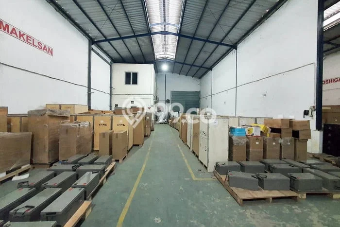 Pabrik Dijual di Waru LT 1080m2, LB 1000m2 Solusi Investasi Cerdas Pabrik Dijual di Waru LT 1080m2, LB 1000m2 Solusi Investasi Cerdas