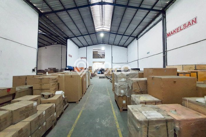 Pabrik Dijual di Waru LT 1080m2, LB 1000m2 Solusi Investasi Cerdas Pabrik Dijual di Waru LT 1080m2, LB 1000m2 Solusi Investasi Cerdas