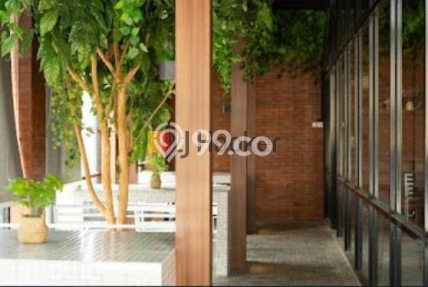 Area Ramai! Ruko Dijual di Semarang Tengah untuk Bisnis Luas Bangunan 495m2 Area Ramai! Ruko Dijual di Semarang Tengah untuk Bisnis Luas Bangunan 495m2