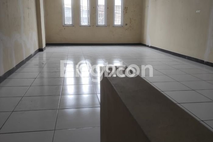 LOKASI PREMIUM! Ruko di Sawangan, Luas 91m2m², Area Berkembang LOKASI PREMIUM! Ruko di Sawangan, Luas 91m2m², Area Berkembang