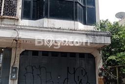 Ruko Bagus Dijual LB 215m2 Lokasi Strategis Bandung Area Cocok untuk Bisnis Ruko Bagus Dijual LB 215m2 Lokasi Strategis Bandung Area Cocok untuk Bisnis