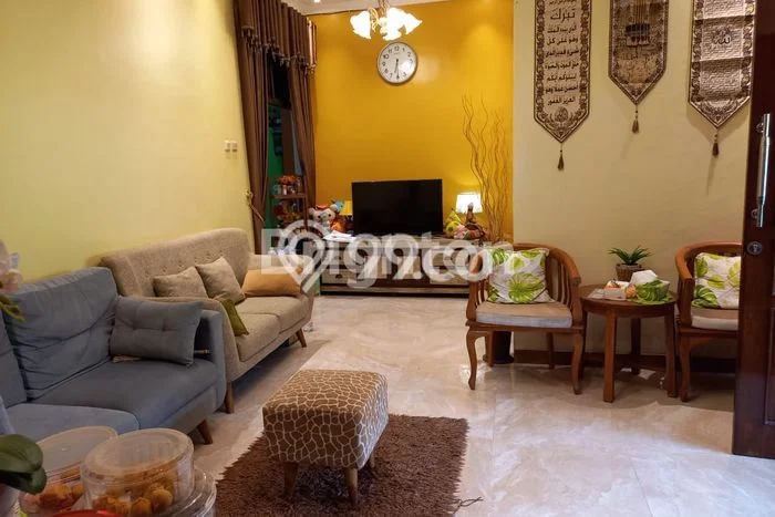 Kantor Dijual di Depok Sleman dengan LB 200m2 Kantor Dijual di Depok Sleman dengan LB 200m2