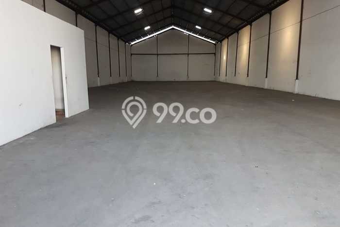 Gudang disewakan lokasi strategis Tandes Surabaya 980m2 Gudang disewakan lokasi strategis Tandes Surabaya 980m2