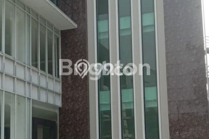 Dijual! Kantor di Pegangsaan Jakarta Pusat LT 542m2 / LB 950m2 Kawasan Bisnis Dijual! Kantor di Pegangsaan Jakarta Pusat LT 542m2 / LB 950m2 Kawasan Bisnis