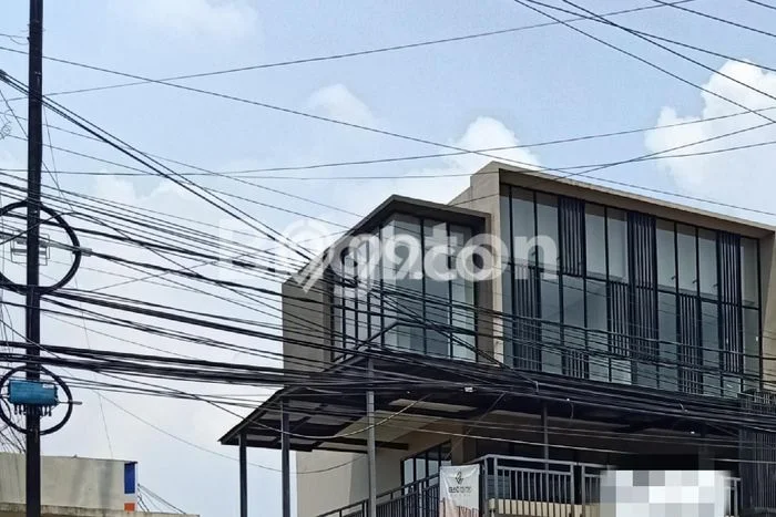 Disewakan Ruko di Pusat Kota Depok Ramai Strategis Disewakan Ruko di Pusat Kota Depok Ramai Strategis