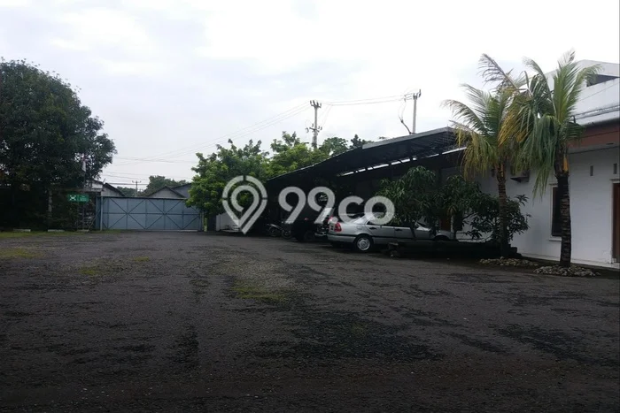 Unit Gudang Paling Strategis di Plumbon Cirebon dengan LB 8305m2 Unit Gudang Paling Strategis di Plumbon Cirebon dengan LB 8305m2