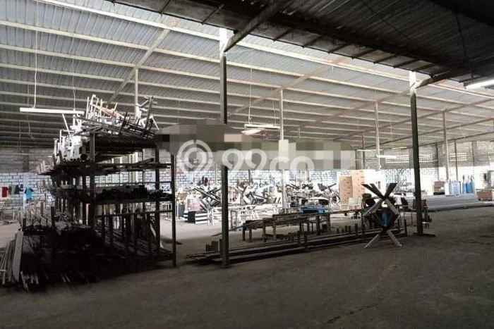 Gudang untuk Disewa di Pusat Surakarta Luas Bangunan 9000m2 Gudang untuk Disewa di Pusat Surakarta Luas Bangunan 9000m2