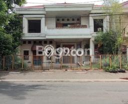 Ruko Disewa di Surabaya dengan LB 800m2 Area Komersial Ramai Ruko Disewa di Surabaya dengan LB 800m2 Area Komersial Ramai