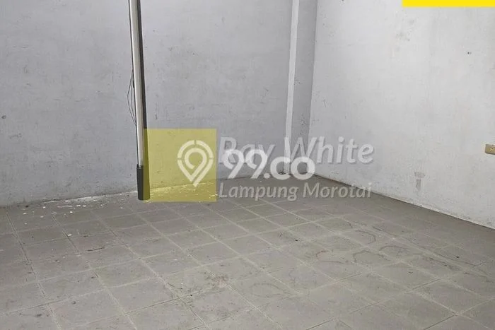 AREA KOMERSIAL! Gudang For Rent di Teluk Betung Selatan, Luas 484m2m², Akses Strategis, Siap Bisnis AREA KOMERSIAL! Gudang For Rent di Teluk Betung Selatan, Luas 484m2m², Akses Strategis, Siap Bisnis