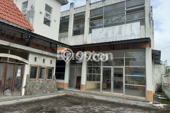 Lokasi Strategis! Dijual Gudang Bisnis di Depok, Sleman Kondisi Baik Lokasi Strategis! Dijual Gudang Bisnis di Depok, Sleman Kondisi Baik