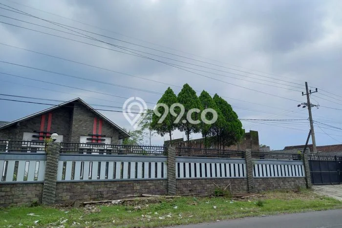 Gudang Favorit Dijual di Kalisat Jember Area Pusat Bisnis Gudang Favorit Dijual di Kalisat Jember Area Pusat Bisnis
