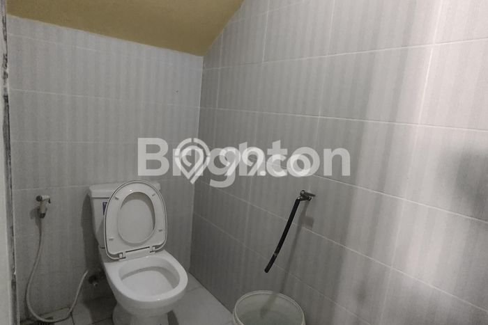 Ruko Dijual Lokasi Emas di Cimanggis Luas 228m2 Ruko Dijual Lokasi Emas di Cimanggis Luas 228m2