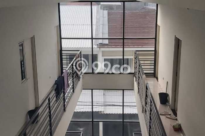 Komersial Dijual di Prime Area Jakarta Barat Luas 290m2 Komersial Dijual di Prime Area Jakarta Barat Luas 290m2