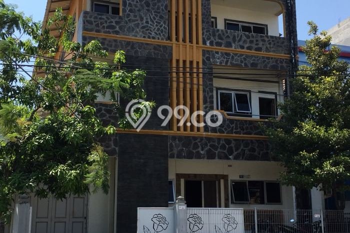Unit Kantor Dijual di Gayungan Surabaya Luas Tanah 300m2, Luas Bangunan 300m2 Unit Kantor Dijual di Gayungan Surabaya Luas Tanah 300m2, Luas Bangunan 300m2