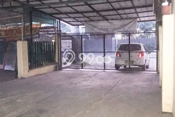 FOR RENT! Ruko di Buah Batu Cocok untuk Bisnis 95m2 FOR RENT! Ruko di Buah Batu Cocok untuk Bisnis 95m2