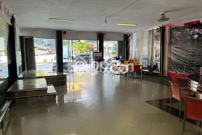 Untuk Disewa Ruko di Metro Pusat Metro LT 320m2, LB 180m2 Untuk Disewa Ruko di Metro Pusat Metro LT 320m2, LB 180m2