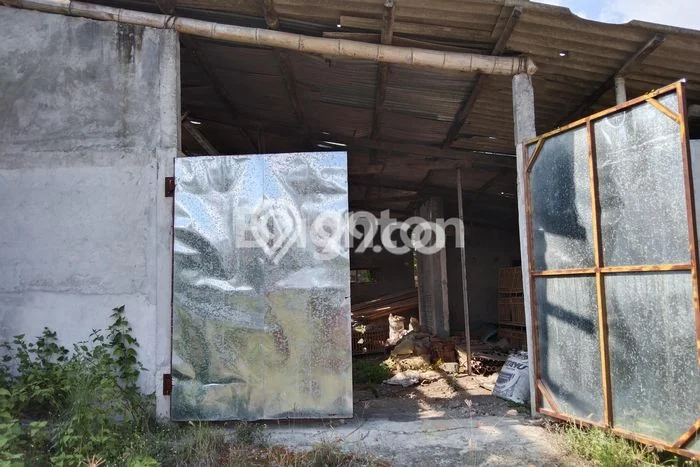 Gudang For Rent Kawasan Kalasan, Luas 700m², Lokasi Komersial, Akses Utama Gudang For Rent Kawasan Kalasan, Luas 700m², Lokasi Komersial, Akses Utama