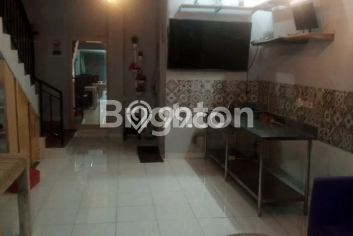 LOKASI TERBAIK! Ruko Kawasan , Luas 150m2m², Kawasan Strategis LOKASI TERBAIK! Ruko Kawasan , Luas 150m2m², Kawasan Strategis