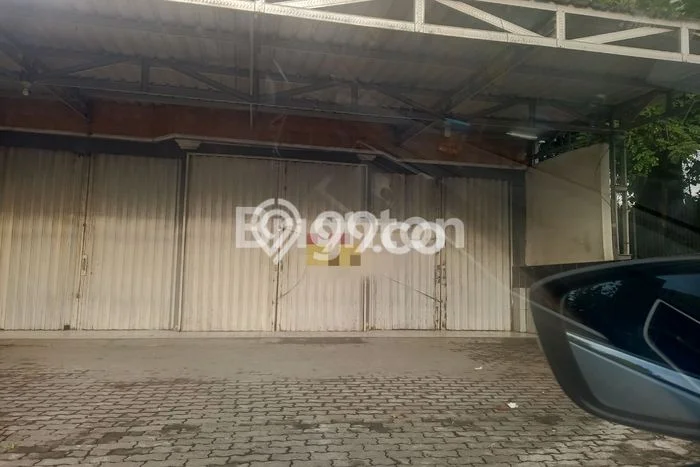 SEWA STRATEGIS! Ruko di Meteseh, Luas 270m², Area Berkembang SEWA STRATEGIS! Ruko di Meteseh, Luas 270m², Area Berkembang
