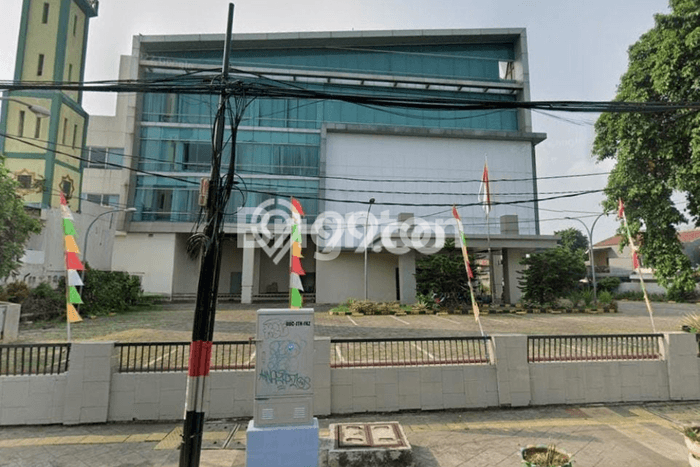 Komersial For Sale di Kawasan Jatinegara, Jakarta Timur Harga Kompetitif Komersial For Sale di Kawasan Jatinegara, Jakarta Timur Harga Kompetitif