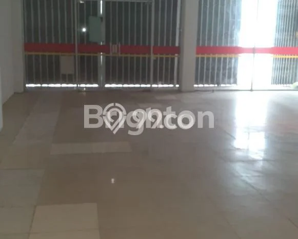 Ruko Bagus Dijual LB 300m2 Lokasi Strategis Jakarta Selatan Area Cocok untuk Berbisnis Ruko Bagus Dijual LB 300m2 Lokasi Strategis Jakarta Selatan Area Cocok untuk Berbisnis