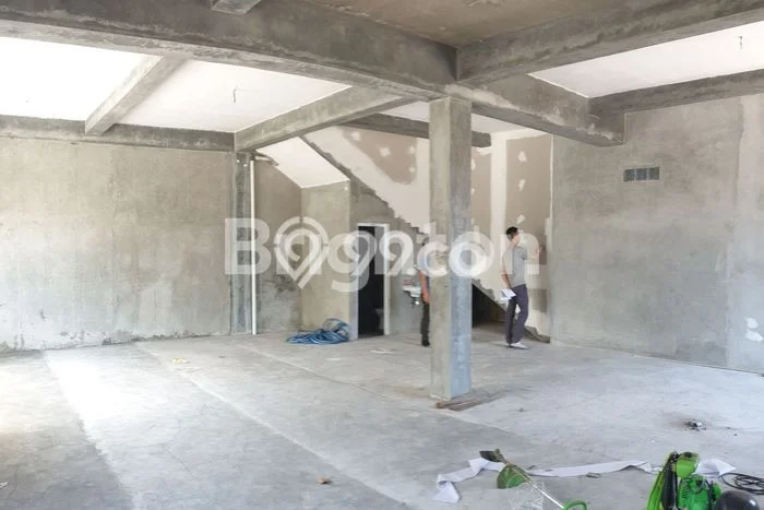 Ruko bagus disewakan di Banjarsari Surakarta dengan LB 80m2 harga sewa terbaik Ruko bagus disewakan di Banjarsari Surakarta dengan LB 80m2 harga sewa terbaik