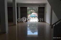 Disewakan Ruko di Cibinong, Luas 95m², Lokasi Bisnis Disewakan Ruko di Cibinong, Luas 95m², Lokasi Bisnis