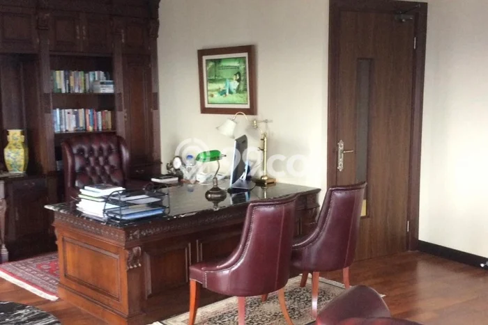 Lokasi Strategis! Dijual Kantor Bisnis di Cilandak, Jakarta Selatan Kondisi Bagus Lokasi Strategis! Dijual Kantor Bisnis di Cilandak, Jakarta Selatan Kondisi Bagus