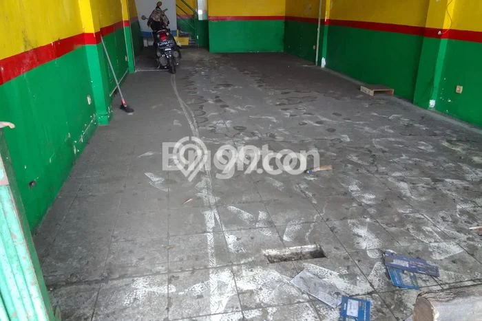 Ruko Strategis Kawasan Beji, Luas 144m2m², Lokasi Berkembang Ruko Strategis Kawasan Beji, Luas 144m2m², Lokasi Berkembang
