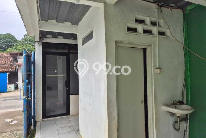 Area Ramai! Pabrik Dijual di Ciseeng untuk Bisnis Luas Bangunan 200m2 Area Ramai! Pabrik Dijual di Ciseeng untuk Bisnis Luas Bangunan 200m2