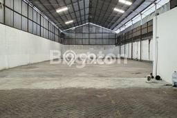 Disewakan Gudang di Kawasan Ramai Manukan Luas 1150m2 Disewakan Gudang di Kawasan Ramai Manukan Luas 1150m2