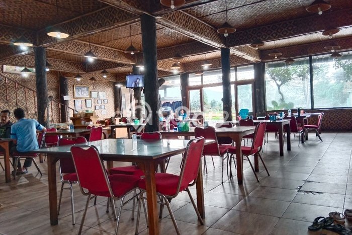 Ruko Area Bisnis di Lembang, Luas 1678m2m², Jalan Utama Ruko Area Bisnis di Lembang, Luas 1678m2m², Jalan Utama