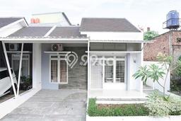 Rumah Lokasi Strategis area Jati Sari, Bekasi, Luas 117m² LB 45m² Rumah Lokasi Strategis area Jati Sari, Bekasi, Luas 117m² LB 45m²