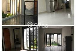Jual Segera Rumah 2 KT 1 KM di Kawasan Bisnis Bintaro, Tangerang Selatan Jual Segera Rumah 2 KT 1 KM di Kawasan Bisnis Bintaro, Tangerang Selatan