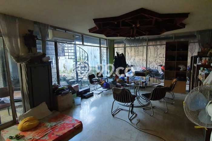 Siap Huni Rumah Mewah 4 Kamar di Wonokromo Dekat ke Mana Pun Siap Huni Rumah Mewah 4 Kamar di Wonokromo Dekat ke Mana Pun