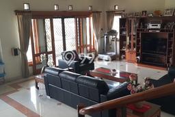 Dijual Rumah Mewah Megah Dengan View Eksklusif di Dago, Bandung Dijual Rumah Mewah Megah Dengan View Eksklusif di Dago, Bandung