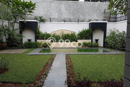 Disewakan! Rumah 4 Kamar Tidur &
3 Kamar Mandi di Kemang, Jakarta Selatan Disewakan! Rumah 4 Kamar Tidur &
3 Kamar Mandi di Kemang, Jakarta Selatan