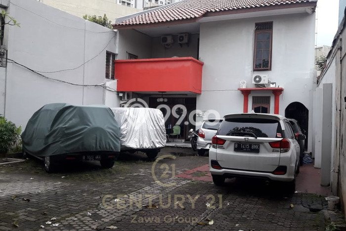 Jual Rumah Luas Elegan Dengan View Eksklusif di Tanjung Duren, Jakarta Barat Jual Rumah Luas Elegan Dengan View Eksklusif di Tanjung Duren, Jakarta Barat