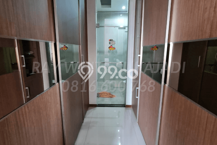 Hunian Mewah LB 350m2 Siap Huni Desain Elegan di Setra Duta, Bandung Hunian Mewah LB 350m2 Siap Huni Desain Elegan di Setra Duta, Bandung