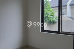 Rumah Nyaman di BSD City, 2 KM, Lingkungan Strategis, LT 112m² Bangunan 92m² Rumah Nyaman di BSD City, 2 KM, Lingkungan Strategis, LT 112m² Bangunan 92m²