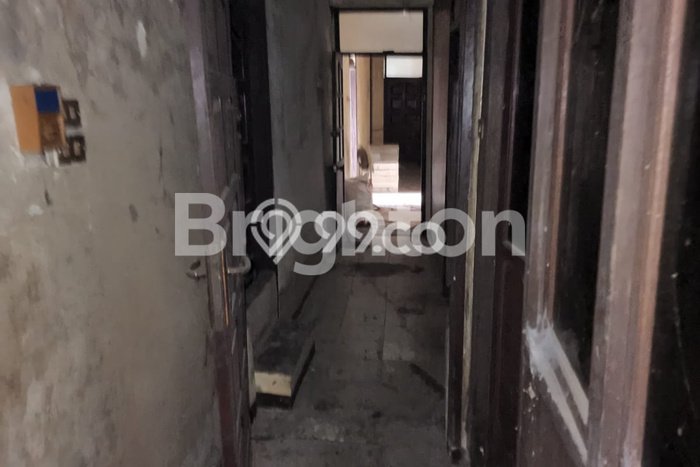 Rumah Elit LB 189m2 Siap Pakai Desain Elegan di Kota, Jakarta Barat Rumah Elit LB 189m2 Siap Pakai Desain Elegan di Kota, Jakarta Barat